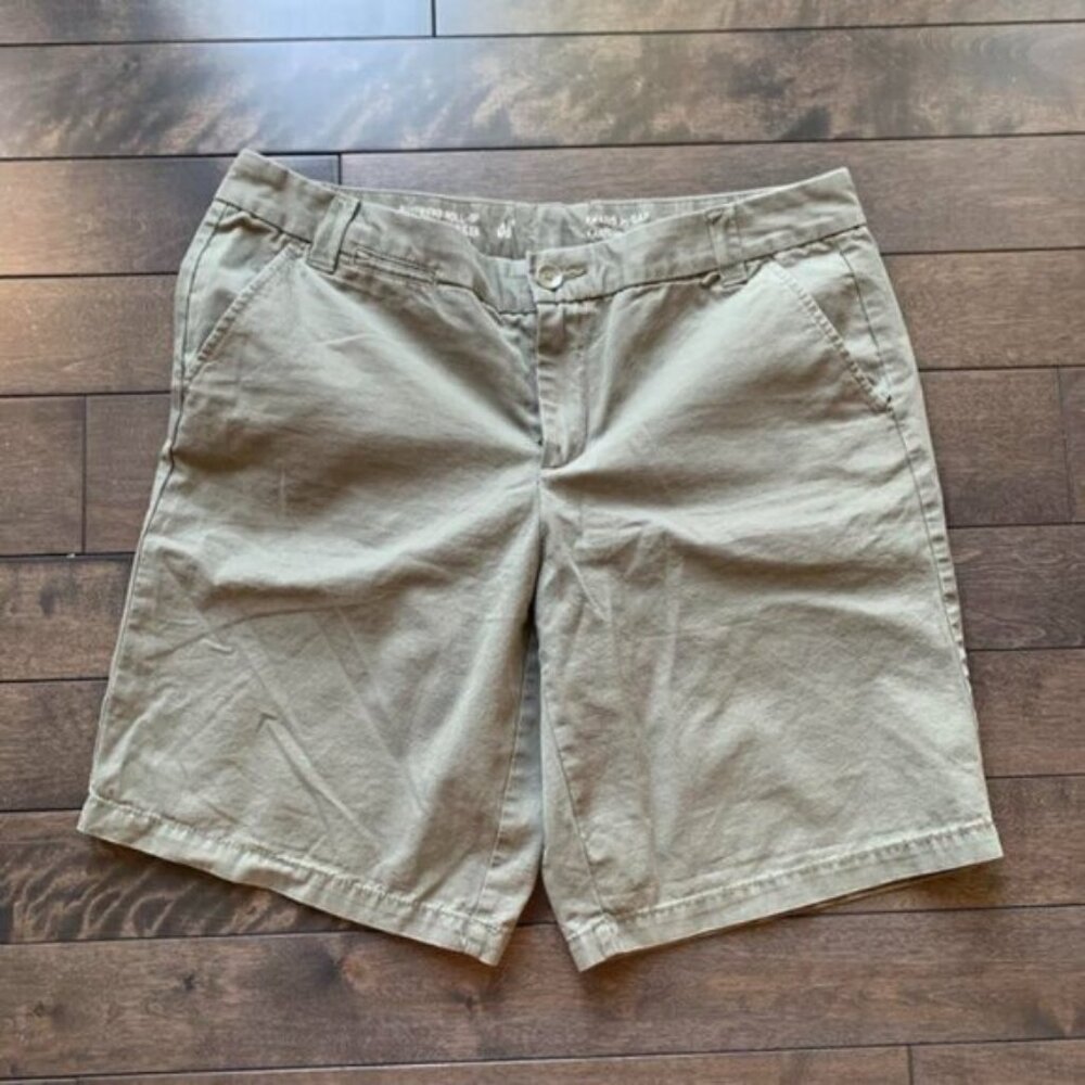 Gap Chino Boyfriend Fit Shorts